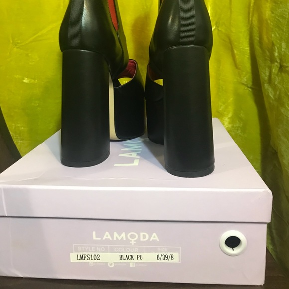 Open-toe platform heels. - Picture 4 of 4